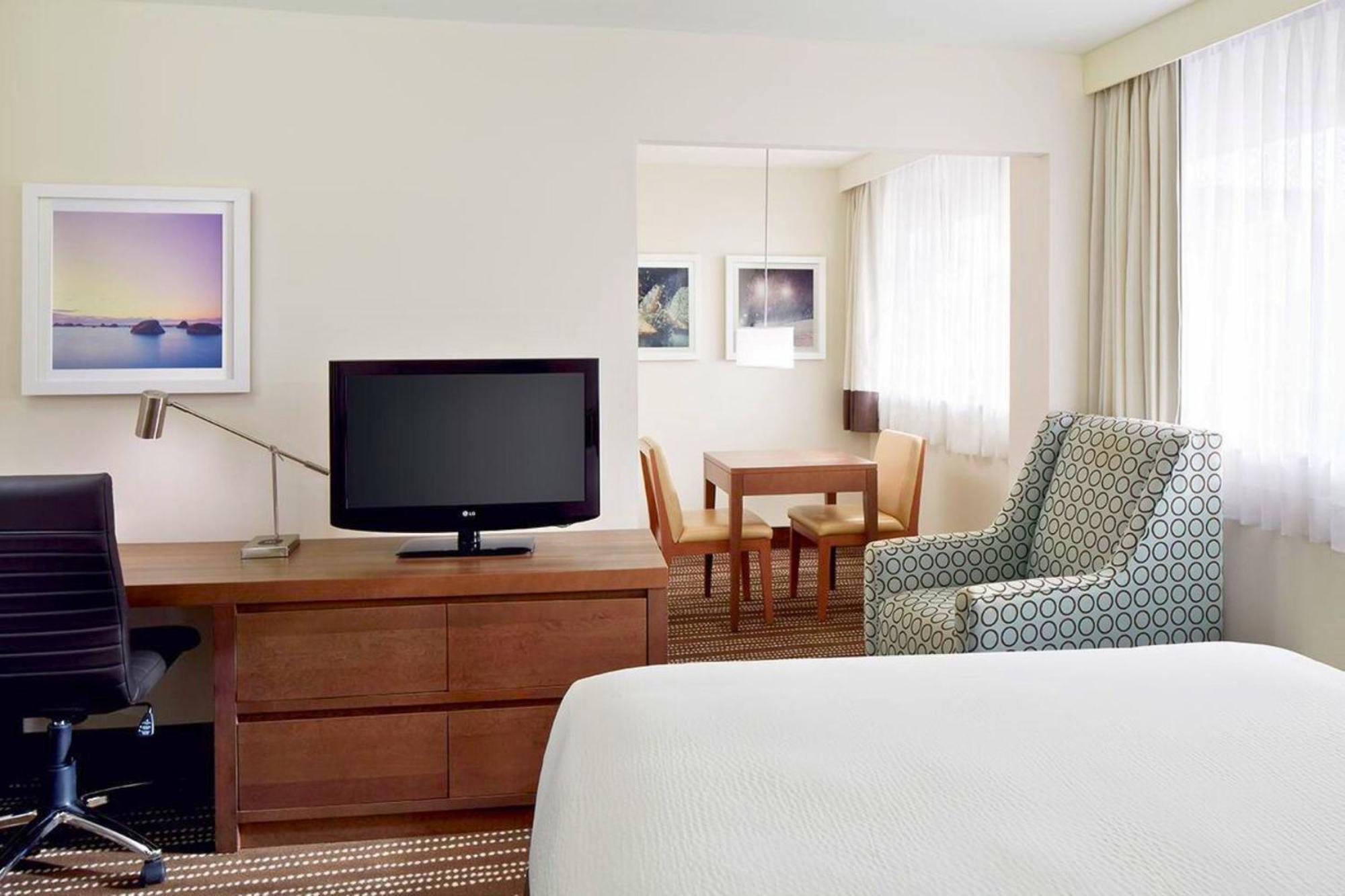 Hotel 2170 Lincoln Downtown Montreal Luaran gambar